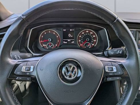 Used 2019 Volkswagen Jetta R-Line FWD image 33