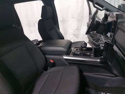 Used 2022 Ford F150 XLT w/ Equipment Group 302A High image 10