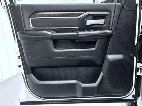 Used 2024 RAM 2500 Big Horn image 9