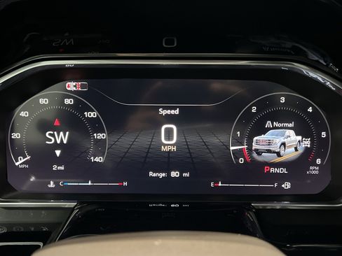 New 2026 GMC Sierra 1500 SLE image 9