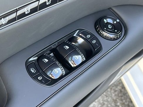 New 2026 Genesis G90 3.5T Prestige image 17