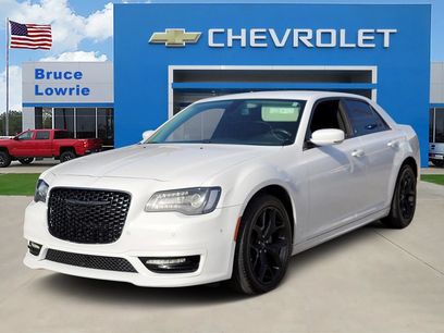 Used 2022 Chrysler 300 Touring L
