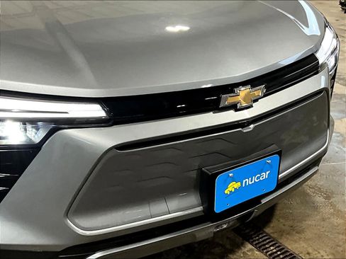 Used 2024 Chevrolet Blazer EV LT image 32