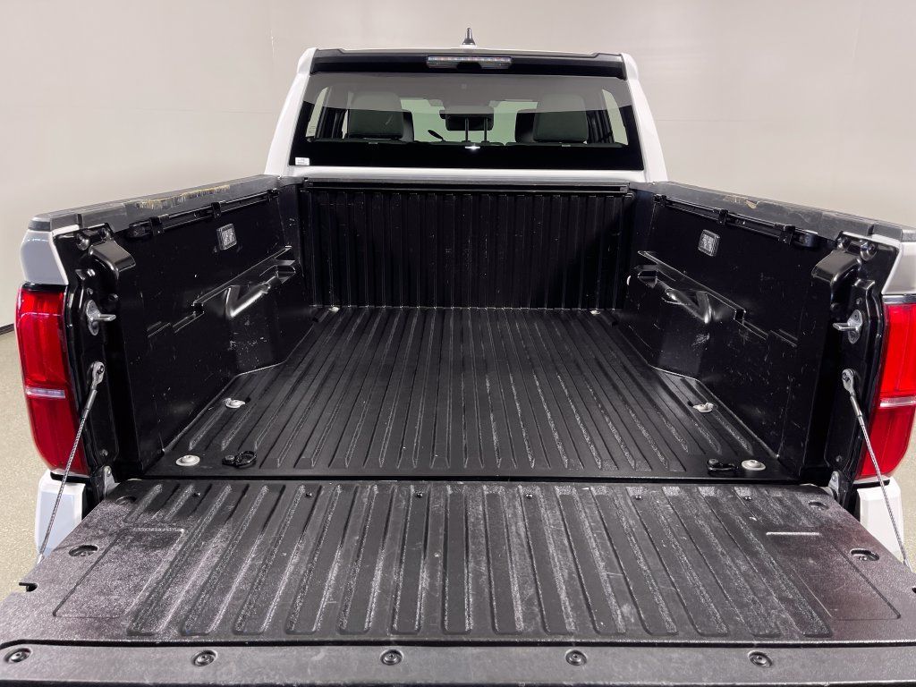 Certified 2026 Toyota Tacoma SR5 RWD image 10