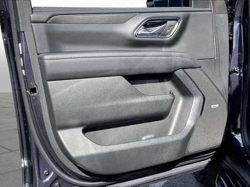 Used 2024 GMC Yukon XL AT4 w/ Technology Package image 21