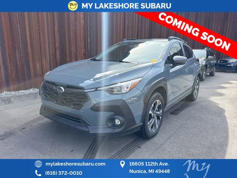 Used 2024 Subaru Crosstrek 2.0i Premium image 3