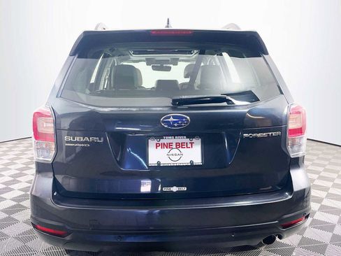 Used 2018 Subaru Forester 2.5i Touring image 5