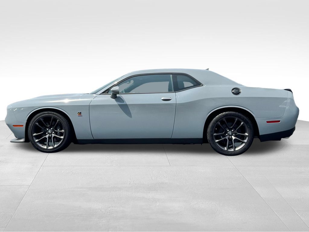 Used 2021 Dodge Challenger R/T Scat Pack RWD image 4