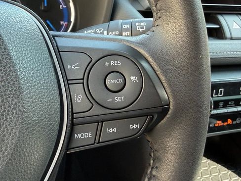 Certified 2023 Toyota RAV4 XLE w/ Convenience Package AWD/4WD image 17