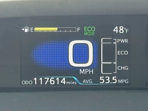 Used 2016 Toyota Prius Three Touring image 14