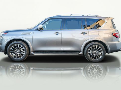 Used 2024 Nissan Armada Platinum w/ Captain's Chairs Package image 4