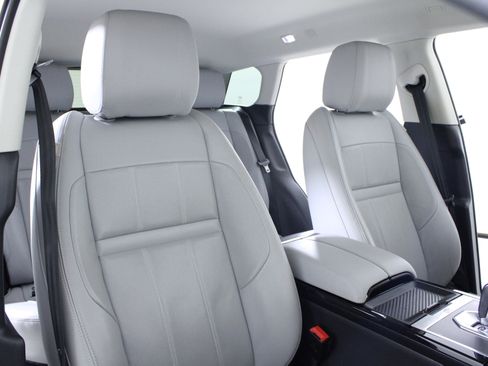 Used 2020 Land Rover Range Rover Evoque S image 17