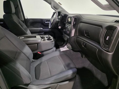 Used 2019 Chevrolet Silverado 1500 Custom image 24