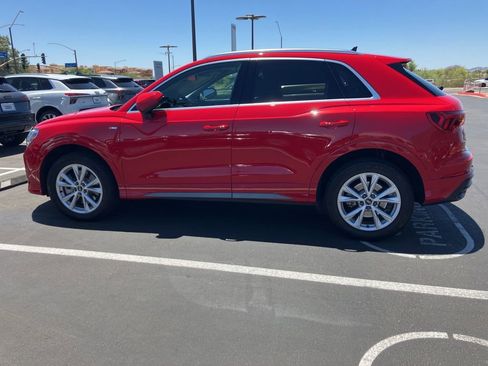 Used 2021 Audi Q3 2.0T Premium Plus w/ Premium Plus Package AWD/4WD image 6