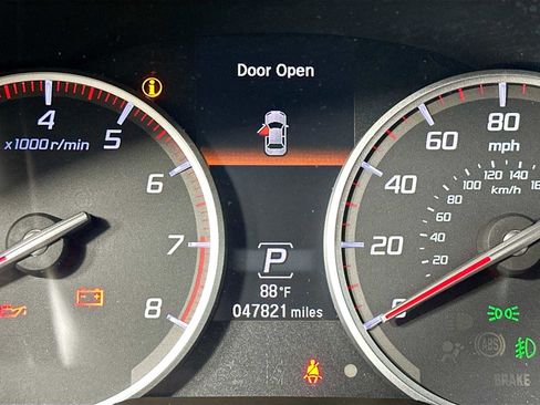 Used 2021 Acura ILX w/Technology/A-Spec Package image 13