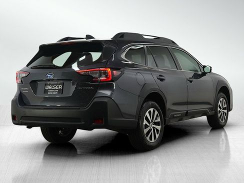Certified 2025 Subaru Outback Premium image 5