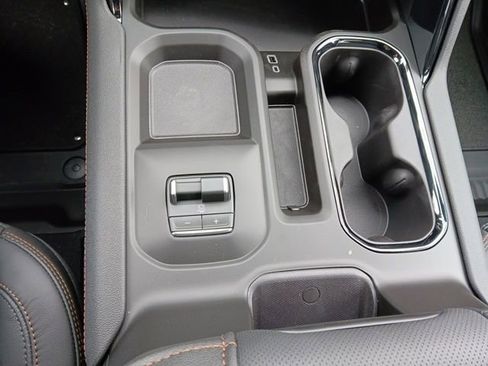 New 2026 GMC Sierra 2500 AT4 AWD/4WD image 18
