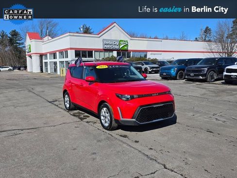 Certified 2025 Kia Soul LX w/ LX Technology Package image 1