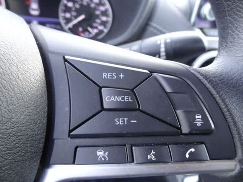 Used 2025 Nissan Sentra SV FWD image 19