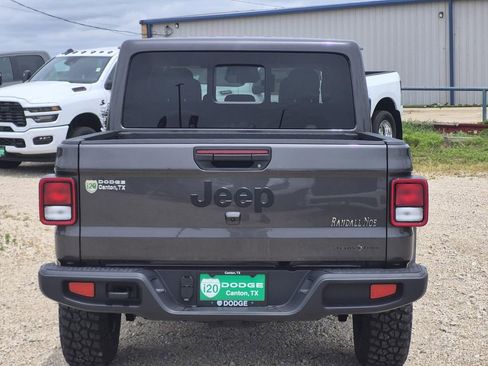 New 2026 Jeep Gladiator Sport AWD/4WD image 5