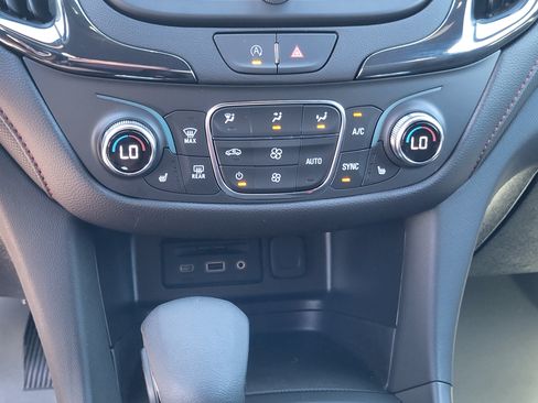 Used 2024 Chevrolet Equinox RS w/ RS Leather Package AWD/4WD image 19