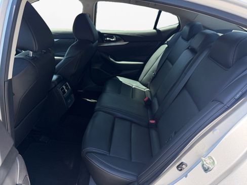 Used 2019 Nissan Maxima 3.5 SL w/ Floor Mat Group FWD image 13
