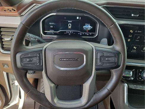 Used 2023 GMC Sierra 1500 Denali w/ Denali Reserve Package AWD/4WD image 16