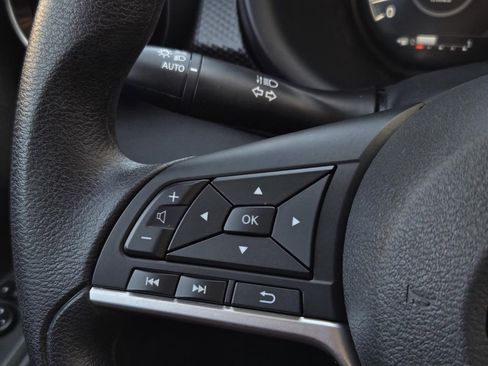 Used 2023 Nissan Kicks SV image 24