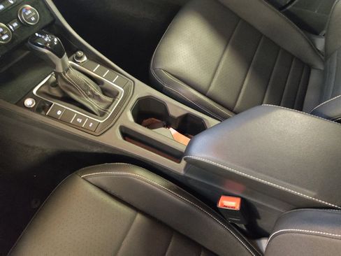 Used 2023 Volkswagen Jetta SE image 26