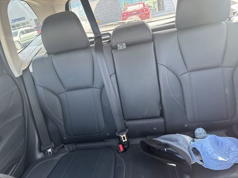 Used 2020 Subaru Forester Limited image 22