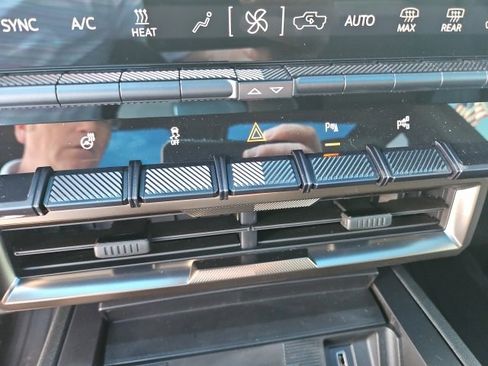 New 2024 GMC Hummer EV 3X image 28