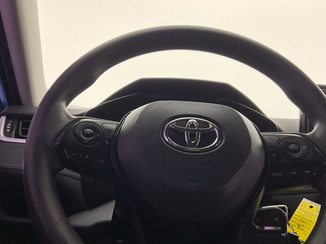 Used 2019 Toyota RAV4 LE AWD/4WD image 25
