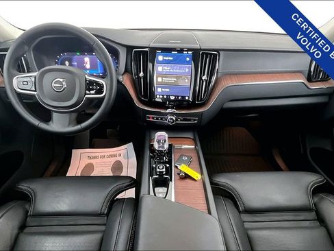 Certified 2023 Volvo XC60 B5 Ultimate w/ Climate Package image 21