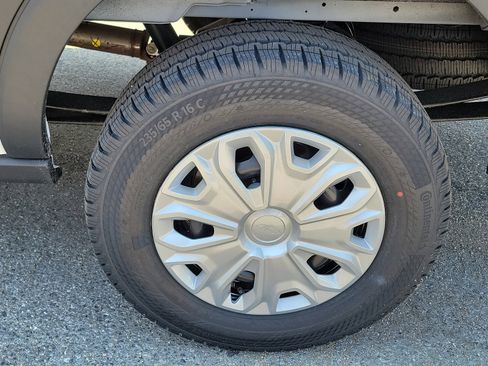 New 2024 Ford Transit 350 Low Roof image 5