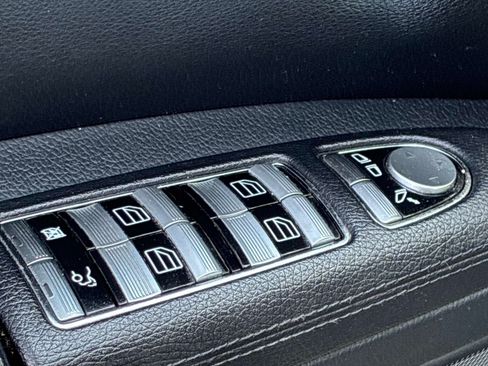 Used 2008 Mercedes-Benz S 550 4MATIC image 22