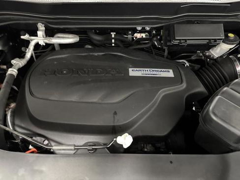 Used 2020 Honda Pilot Black Edition image 39