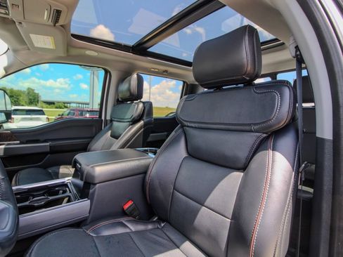 Used 2024 Ford F350 Lariat w/ Lariat Ultimate Package AWD/4WD image 16