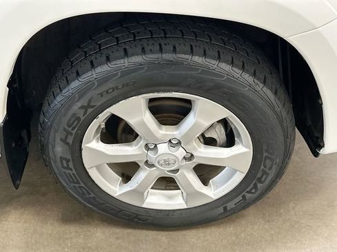 Used 2010 Toyota RAV4 Limited AWD/4WD image 5