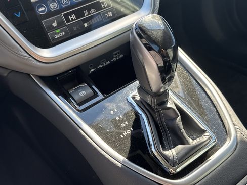 Certified 2025 Subaru Outback Premium w/ Popular Package #1A image 21