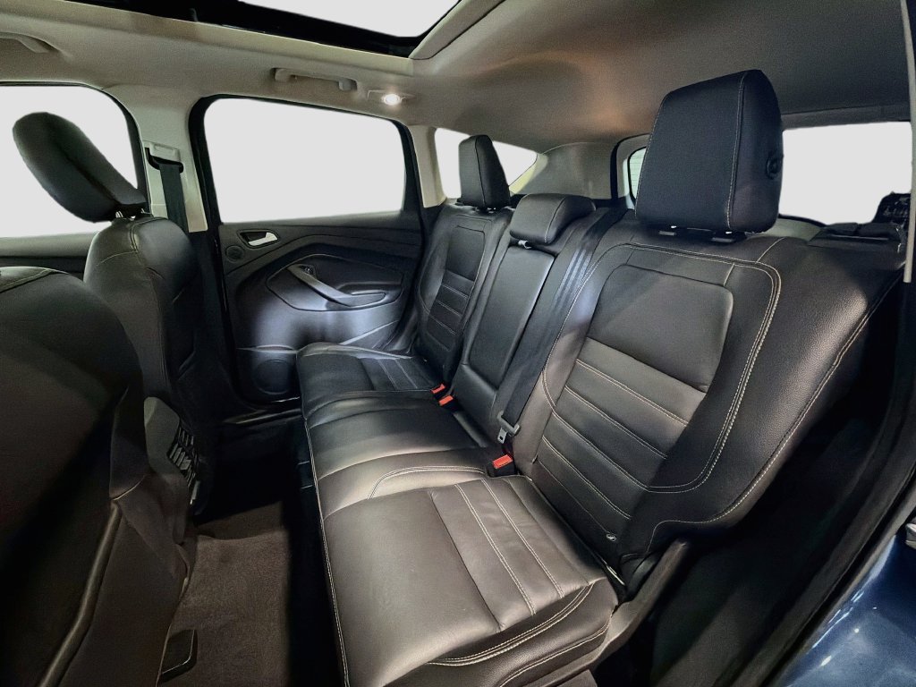 Used 2018 Ford Escape Titanium w/ Ford Safe & Smart Package AWD/4WD image 26