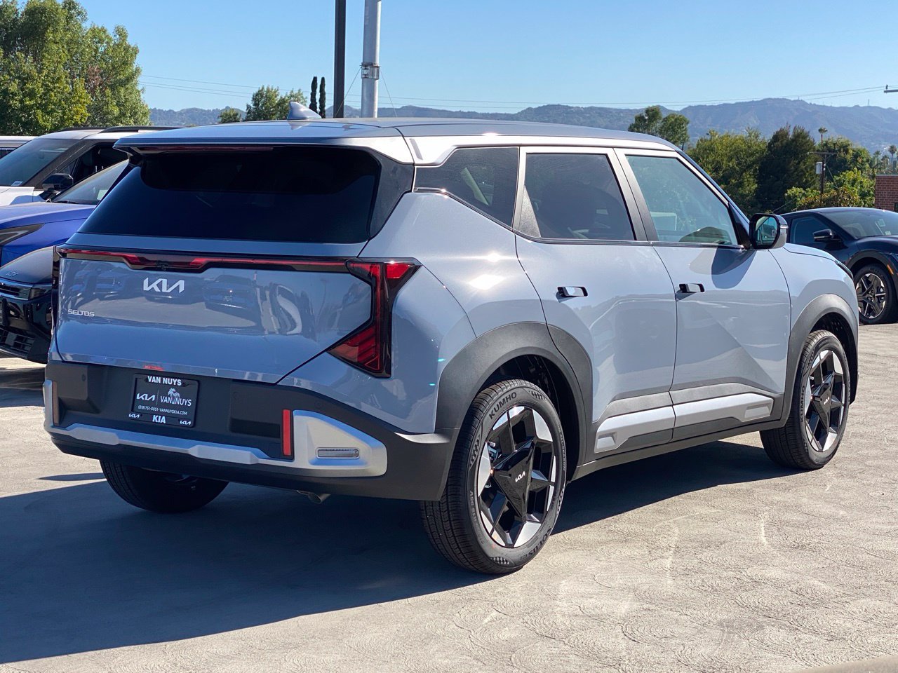 New 2027 Kia Seltos S FWD image 3