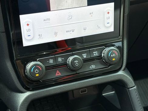 New 2026 Ford F250 XLT image 25