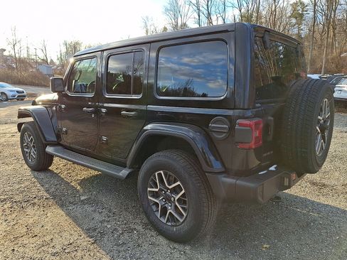 New 2026 Jeep Wrangler Sahara image 4