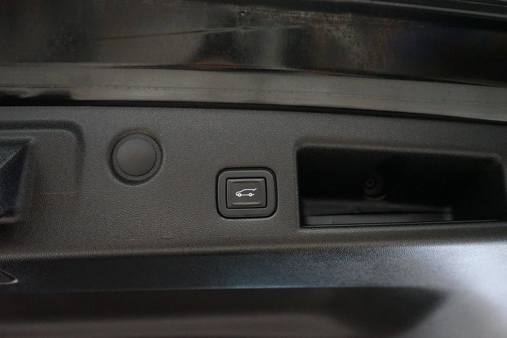 Used 2020 Chevrolet Equinox Premier AWD/4WD image 55