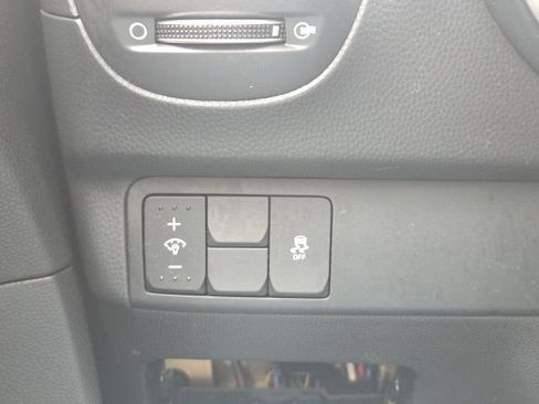 Used 2017 Kia Soul image 23