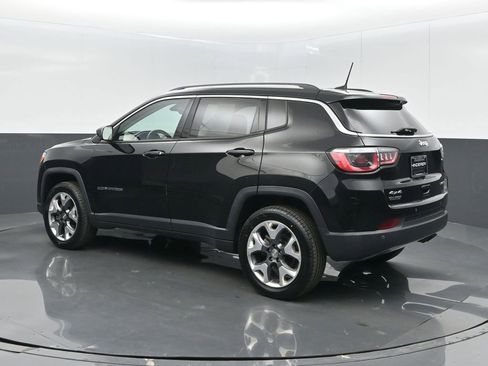 Used 2018 Jeep Compass Limited w/ Navigation Group AWD/4WD image 16