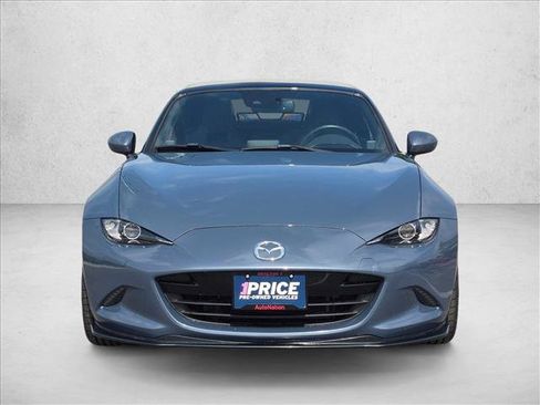 Used 2020 MAZDA MX-5 Miata Grand Touring RWD image 2