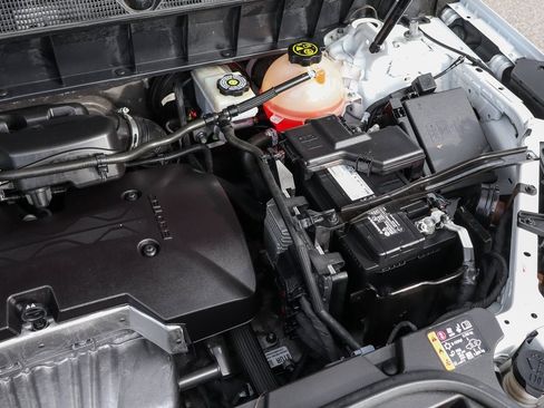 Used 2019 GMC Acadia SLE image 12