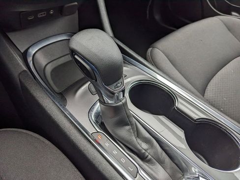 Used 2024 Chevrolet Malibu LT image 51