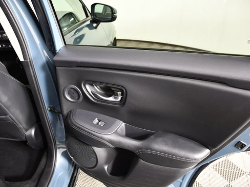 Certified 2024 Honda HR-V EX-L image 43